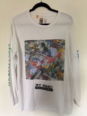 Gallery Dept by Merciano White Long-Sleeve Graphic Shirt